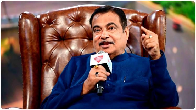 'আমরা রাজনীতি করি, সন্ন্যাসী নই, সব নেতাই পরের ভোট নিয়ে ভাবেন,' বললেন গড়করি