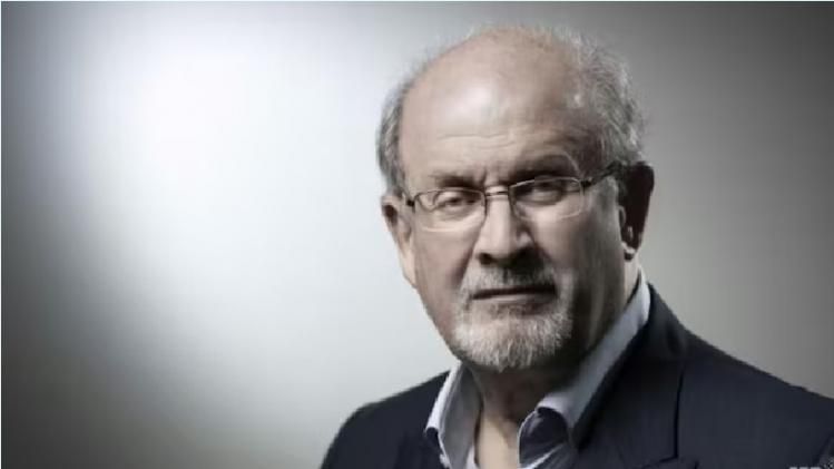 'বসছি, কিন্তু লিখতে পারছি না,' প্রথমবার মুখ খুললেন আহত রুশদি