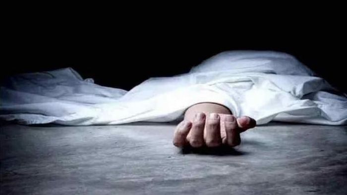 ম্যানচেষ্টার, ইস্টবেঙ্গলে খেলা ফুটবলারের ঝুলন্ত দেহ উদ্ধার, গায়ে ছিল লাল-হলুদ জার্সি