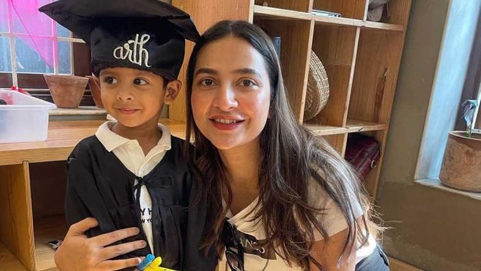 ছেলে ইউভানের সঙ্গে গর্বিত মা শুভশ্রী ছবি সৌজন্যে: ইনস্টাগ্রাম