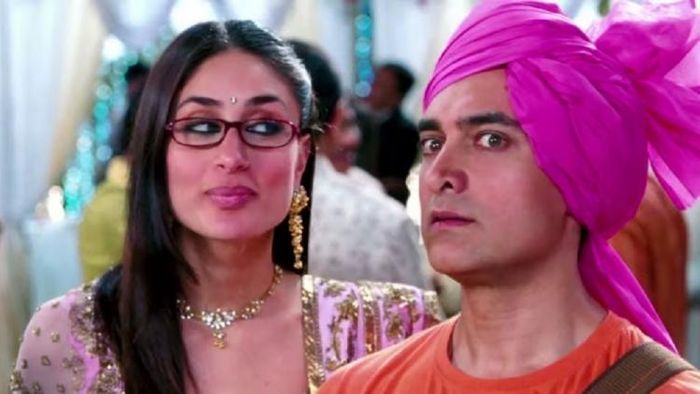 'থ্রি ইডিয়টস' ছবির দৃশ্যে আমির ও করিনা