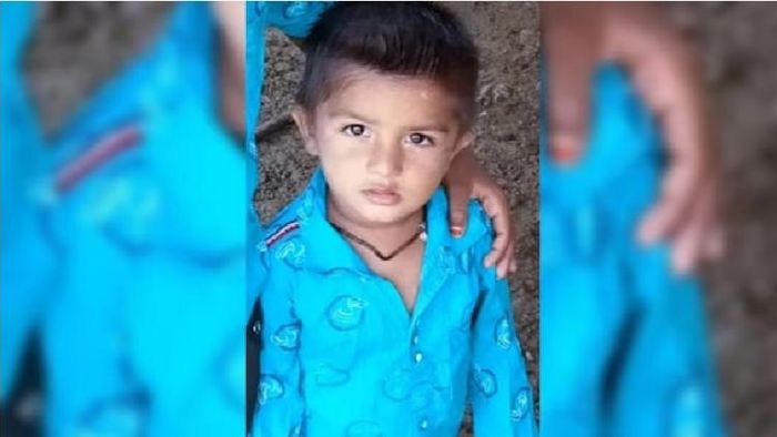 মর্মান্তিক মৃত্যু হয়েছে এই খুদের।