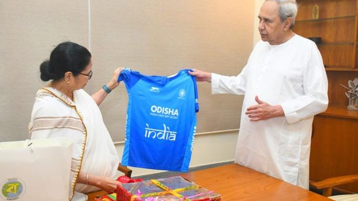 নবীন পট্টনায়েক ও মমতা বন্দ্যোপাধ্যায়