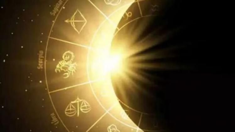 বছরের প্রথম সূর্যগ্রহণে একমাস পর ৩ রাশির রাজকীয় যোগ, তরতরিয়ে অর্থ-সম্পত্তি বৃদ্ধি