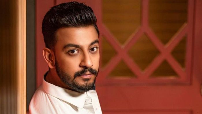 কুন্তলের থেকে নেওয়া গাড়ি কেনার টাকা ফেরালেন বনি