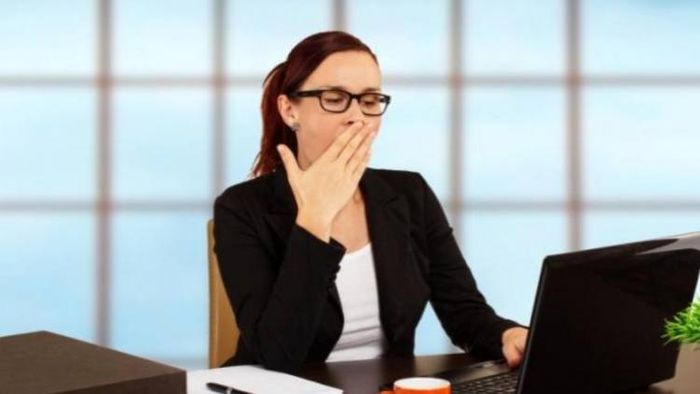 অতিরিক্ত হাই তোলা এসব রোগের লক্ষণ হতে পারে, উপেক্ষা করলেই বিপদ!