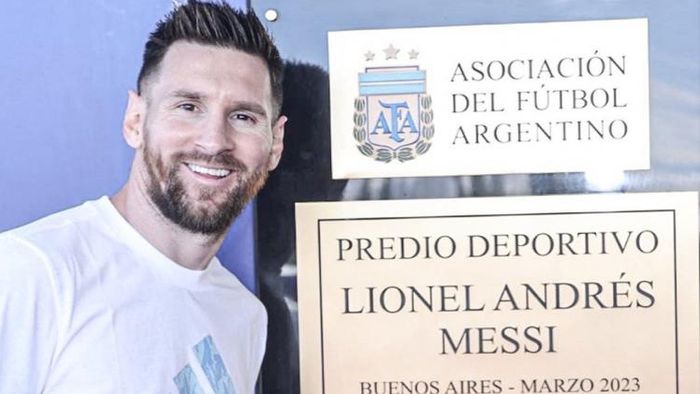 লিওনেল মেসির নামাঙ্কিত স্টেডিয়াম