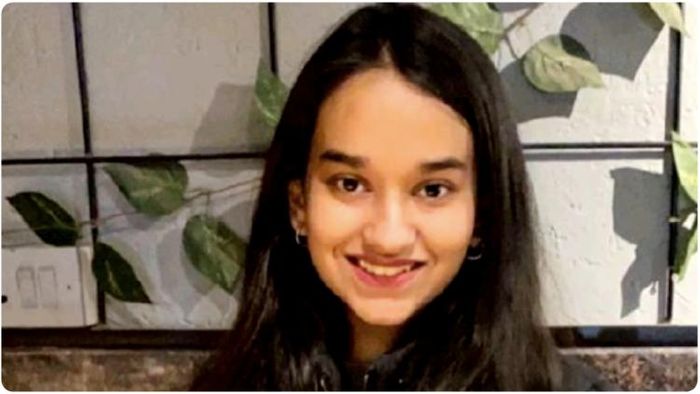 তরুণ প্রজন্মের মানসিক অবসাদের সঙ্গে লড়াই কীভাবে? অভিজ্ঞতা জানালেন মনোবিজ্ঞানের ছাত্রী প্রণবী খন্দেকার।