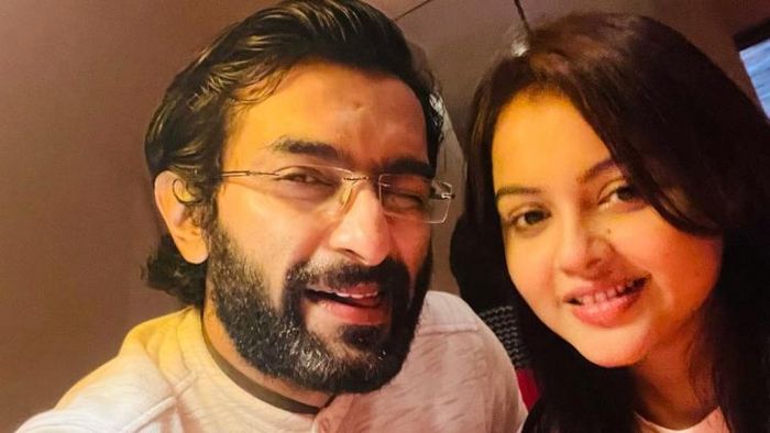 রিল ভিডিওর পর ট্রোল জীতু-নবনীতা ছবি সৌজন্যে: ইনস্টাগ্রাম