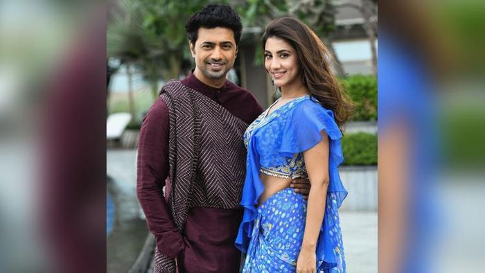 দেব-রূক্মিণী মালদ্বীপে ছুটি কাটাতে গিয়েছে