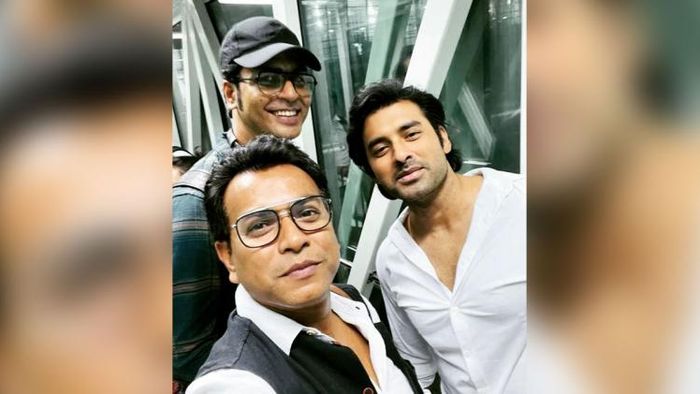 তাইল্যান্ড সফর তিন অভিনেতার