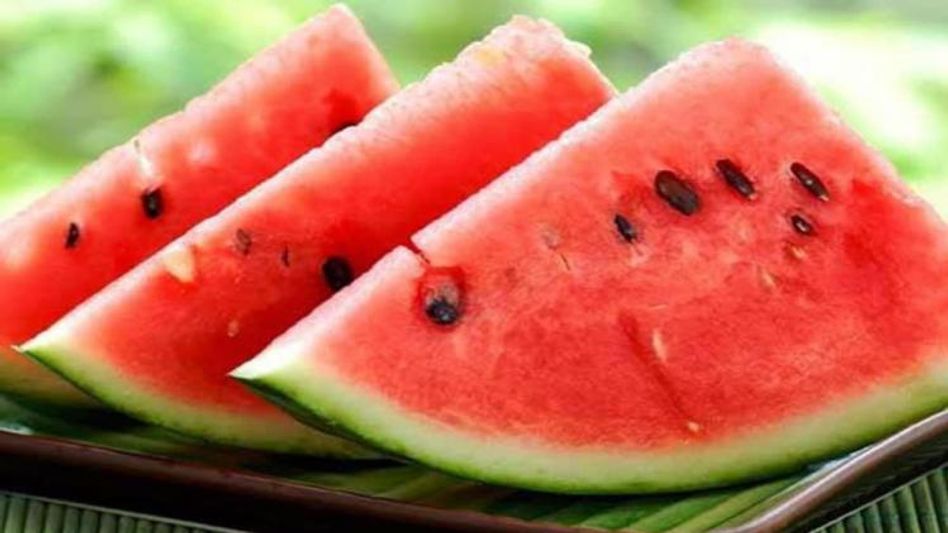 তরমুজ লাল না ফ্যাকাসে, মিষ্টি না পানসে, কাটার আগে যেভাবে বুঝবেন  তরমুজ লাল না ফ্যাকাসে, মিষ্টি না পানসে, কাটার আগে যেভাবে বুঝবেন