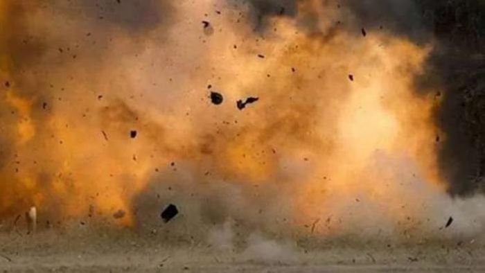 মুর্শিবাদাবাদে বোমা বাঁধতে গিয়ে বিস্ফোরণে মৃত ১, জখম ২