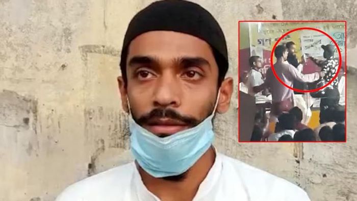 নওশাদকে আক্রমণ