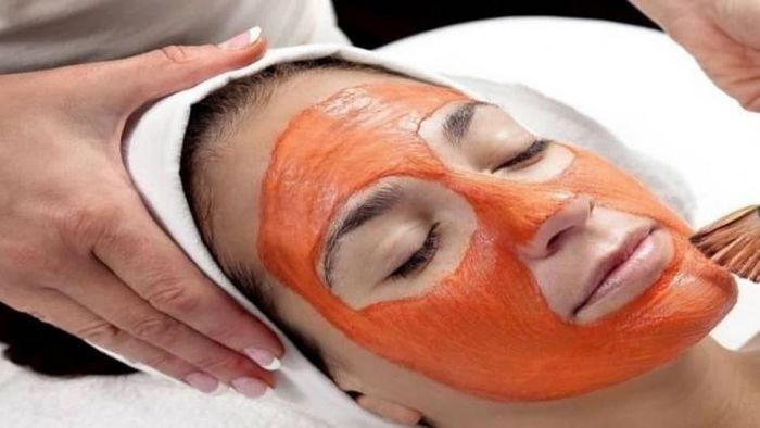 ফিল্মি তারকাদের মতো ত্বকে জেল্লা পেতে ৫ সহজ টিপস, সবাই তাকাবে