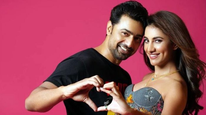 দেব-রূক্মিণী ছবি সৌজন্যে: ইনস্টাগ্রাম