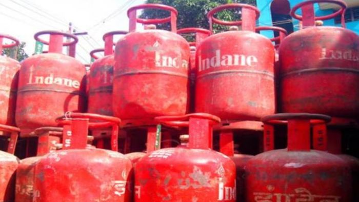 দাম কমল রান্নার গ্যাসের