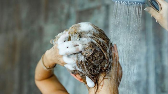 কতবার চুল ধোওয়া উচিত
