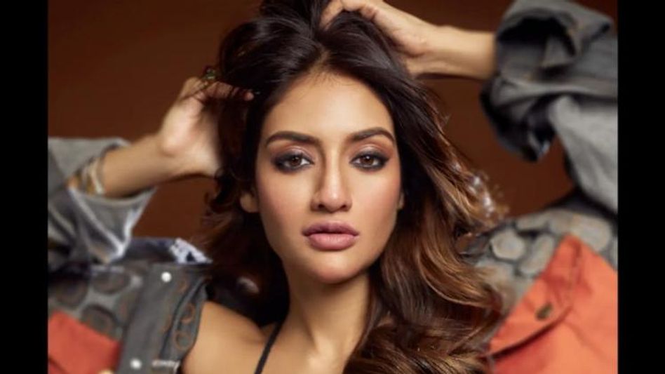 যশ নয়, এর সঙ্গে নিজের সব সিক্রেট শেয়ার করেন নুসরত যশ নয়, এর সঙ্গে নিজের সব সিক্রেট শেয়ার করেন নুসরত