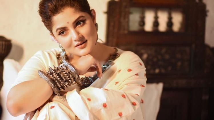 শ্রাবন্তীর বিরুদ্ধে প্রতারণার অভিযোগ ছবি সৌজন্যে: ইনস্টাগ্রাম