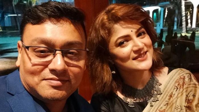 শ্রাবন্তী ও পরিচালক শুভ্রজিৎ মিত্র ছবি সৌজন্যে: ইনস্টাগ্রাম