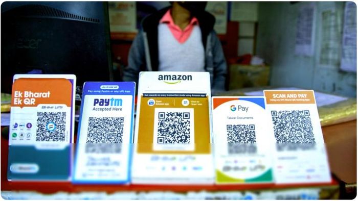 UPI-লেনদেনে দোকানদারদেরও চার্জ গুনতে হবে?