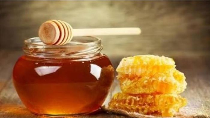 মধু খাওয়ার উপকারীতা