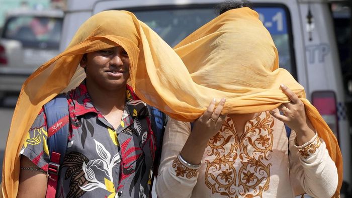 বৃষ্টি কমে আবারও আসছে তাপপ্রবাহ