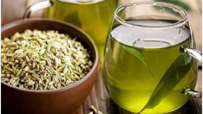 কিছু ক্ষেত্রে মৌরি বা মৌরির জল মারাত্মক স্বাস্থ্য সমস্যা তৈরি করতে পারে। চলুন জেনে নেওয়া যাক, কাদের জন্য মৌরি বিপজ্জনক!