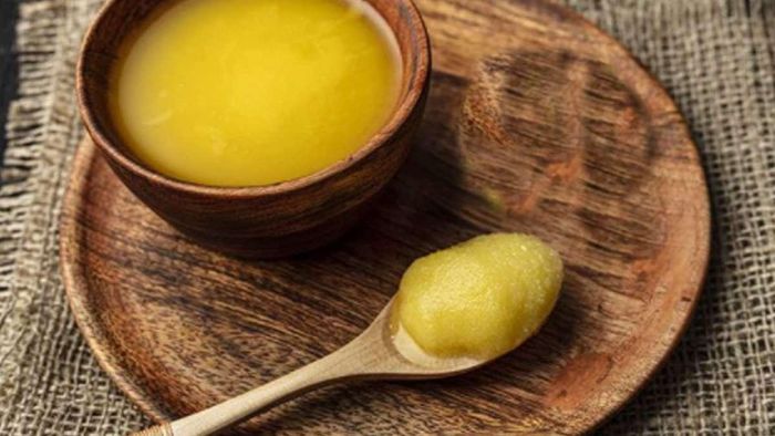 দাম দিয়ে ভেজাল ঘি কিনছেন না তো? বুঝে নিন এই ৪ উপায়।