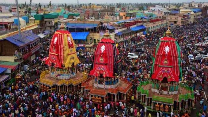 জগন্নাথের রথযাত্রা কীভাবে শুরু? পুরীর কিছু 'আশ্চর্যজনক' প্রাচীন প্রথা রইল।
