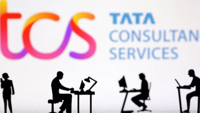TCS-এর চাকরি ছাড়ছেন বিপুল সংখ্যক মহিলা কর্মী, আসল কারণ জানাল সংস্থা।
