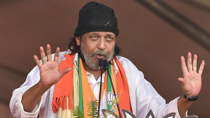 'গণ-আন্দোলন ছাড়া পরিস্থিতি বদলাবে না,' কলকাতায় সরকারকে নিশানা মিঠুনের