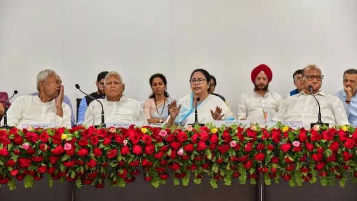 NCP-র কোন্দলের মধ্যেই BJP বিরোধী মহাজোটের বৈঠক স্থগিত