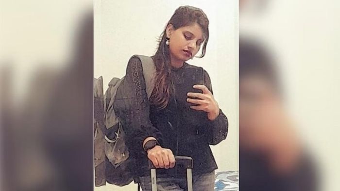 প্রেমিকের সঙ্গে দেখা করতে পাকিস্তানে গেলেন ২ সন্তানের মা