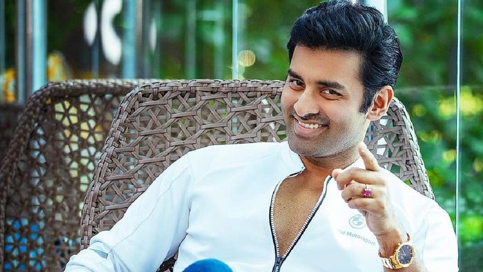 অঙ্কুশ হাজরা