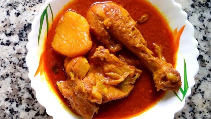 Chicken Laal Jhol