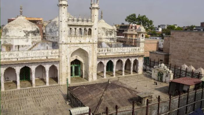 জ্ঞানবাপী মসজিদ।