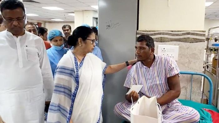 SSKM-এ মমতা