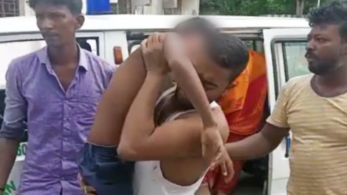 আক্রান্ত শিশু