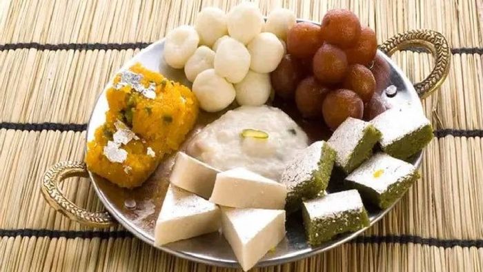 এই মিষ্টি খেলে বাড়বে না ওজন