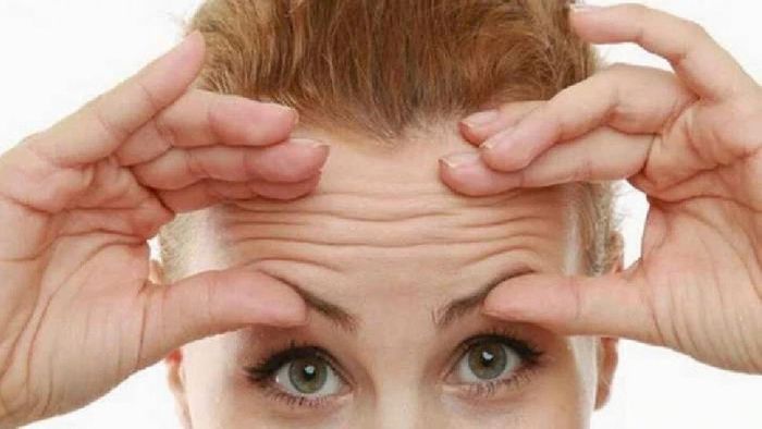 কপালের এই রেখা থাকা মানেই আপনার হাতে টাকা আসবে