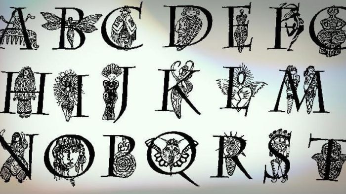 এই আদ্যক্ষর দিয়ে শুরু নামের পুরুষদের জন্য মেয়েরা পাগল