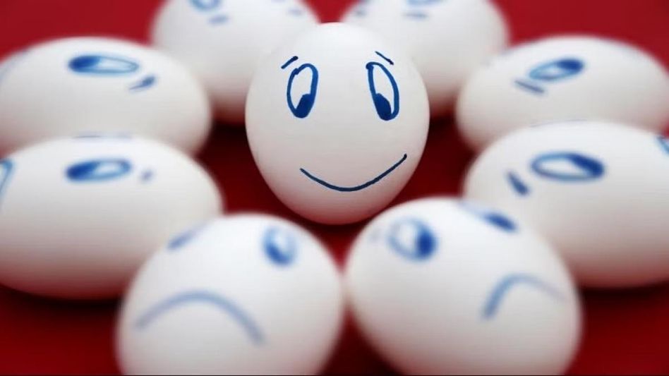 অতিথি এলেই মেয়েকে গান গাইতে বলে মা,কারণ জানলে  হাসি চাপতে পারবেন না অতিথি এলেই মেয়েকে গান গাইতে বলে মা,কারণ জানলে  হাসি চাপতে পারবেন না