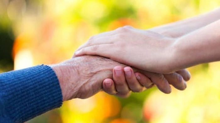 অন্যের উপকার করেন এই ৫ রাশির জাতক