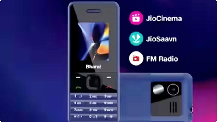রিলায়েন্স জিও সম্প্রতি তার ইউজারদের জন্য Jio Bharat 4G লঞ্চ করেছে।