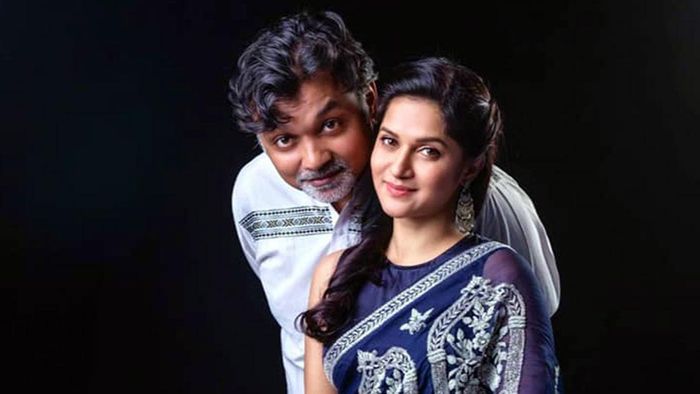 সৃজিত মুখোপাধ্যায় ও রাফিয়াথ রশিদ মিথিলা (ছবি: ফেসবুক)