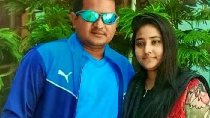 বিতর্কের কেন্দ্রে তৃণমূল নেতা।