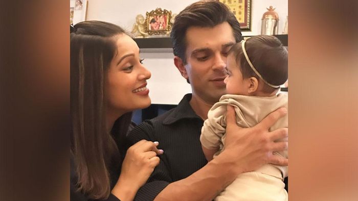 বিপাশা ও করণের সঙ্গে একরত্তি