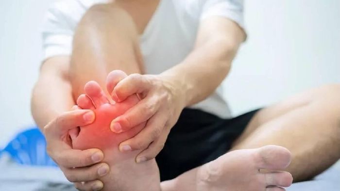 ইউরিক অ্যাসিডের উপসর্গ